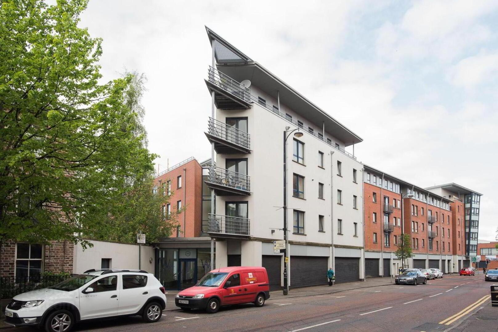 Whitehall Square Apartments- Queen'S Quarters Belfast Buitenkant foto